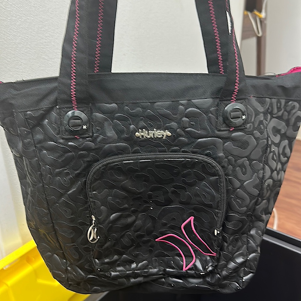 Hurley gym tote black and pink